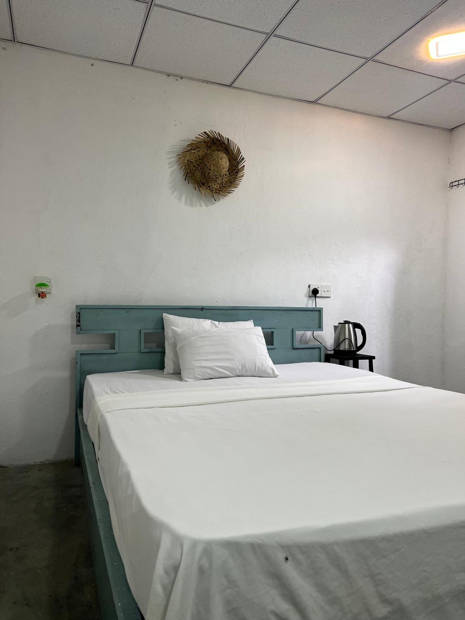 Auberge de jeunesse Cactus Arugambay à Baie d'Arugam Extérieur photo